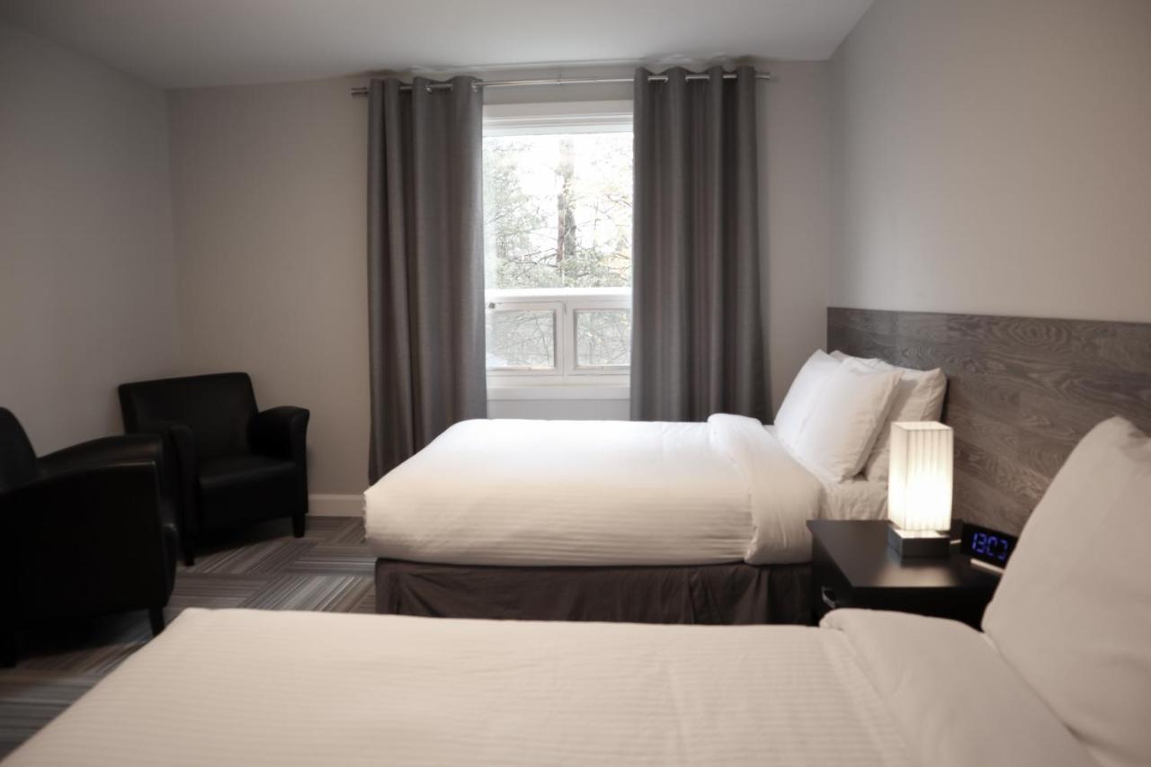 Auberge Valcartier Saint-Gabriel-De-Valcartier Exterior photo